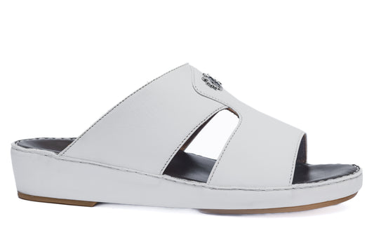 CLASSIC 716 - MATTE CROWN WHITE