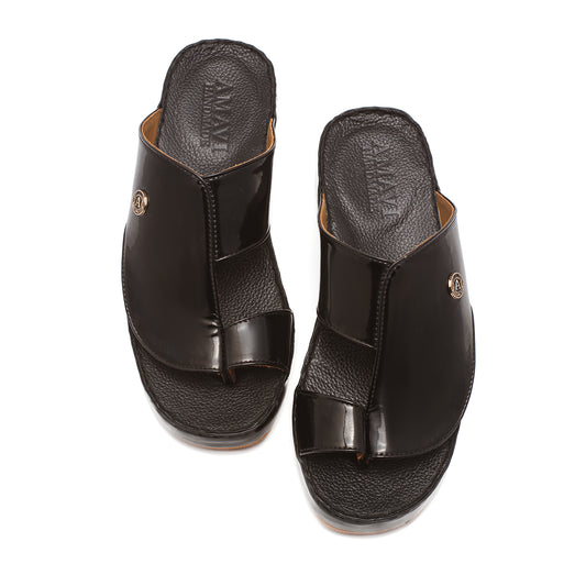 ٩٠٠٢ - نعال رجالي أسود من الجلد اللامع