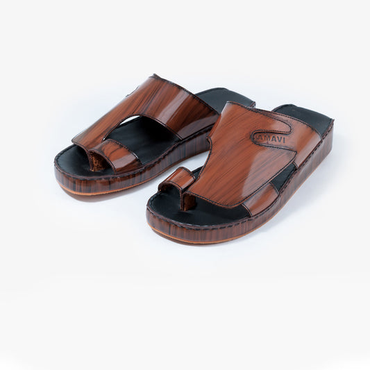 جلد أسمر مصقول + جوارب سوداء