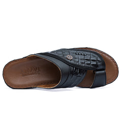 13- Classic 712 - White Crown and Black Ostrich Print